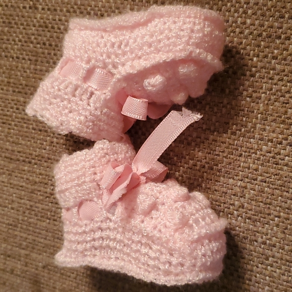 Knitted booties - Picture 2 of 5